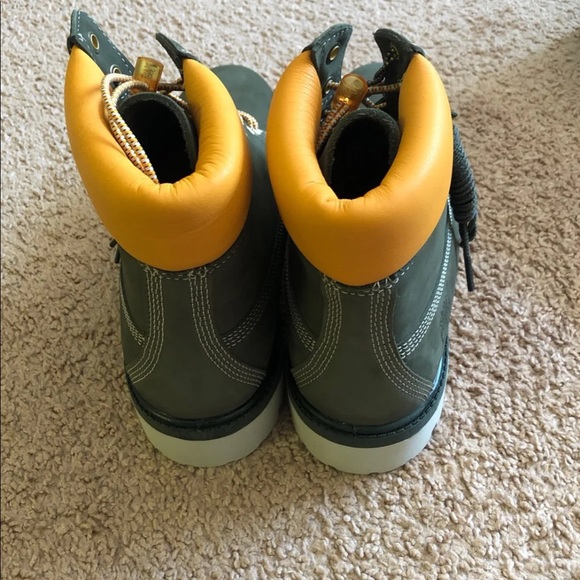 Timberland Boots - Picture 3 of 3